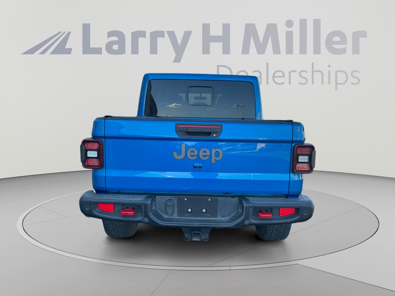 Used 2020 Jeep Gladiator Rubicon AWD/4WD image 4