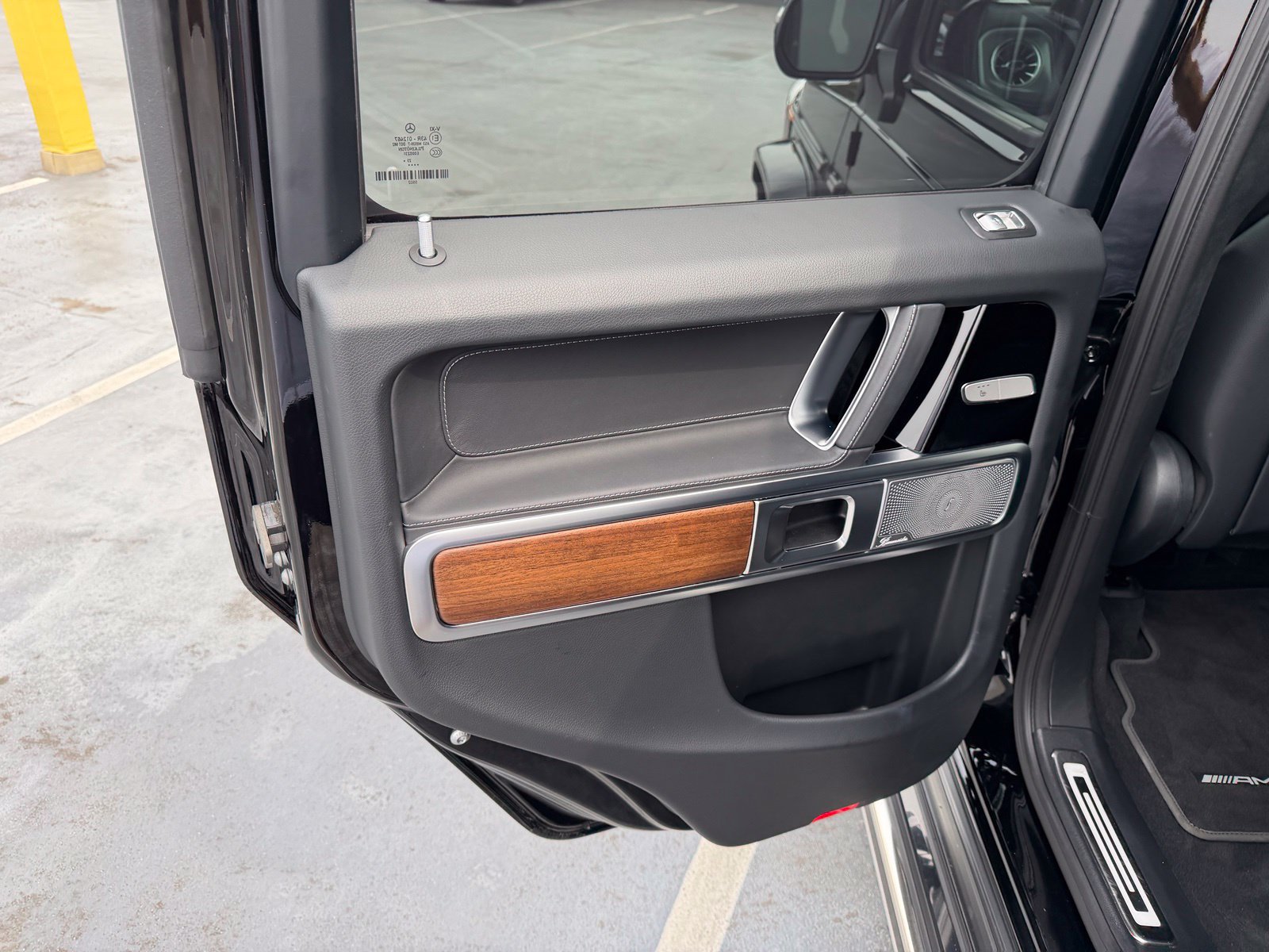 Used 2024 Mercedes-Benz G 550 image 17