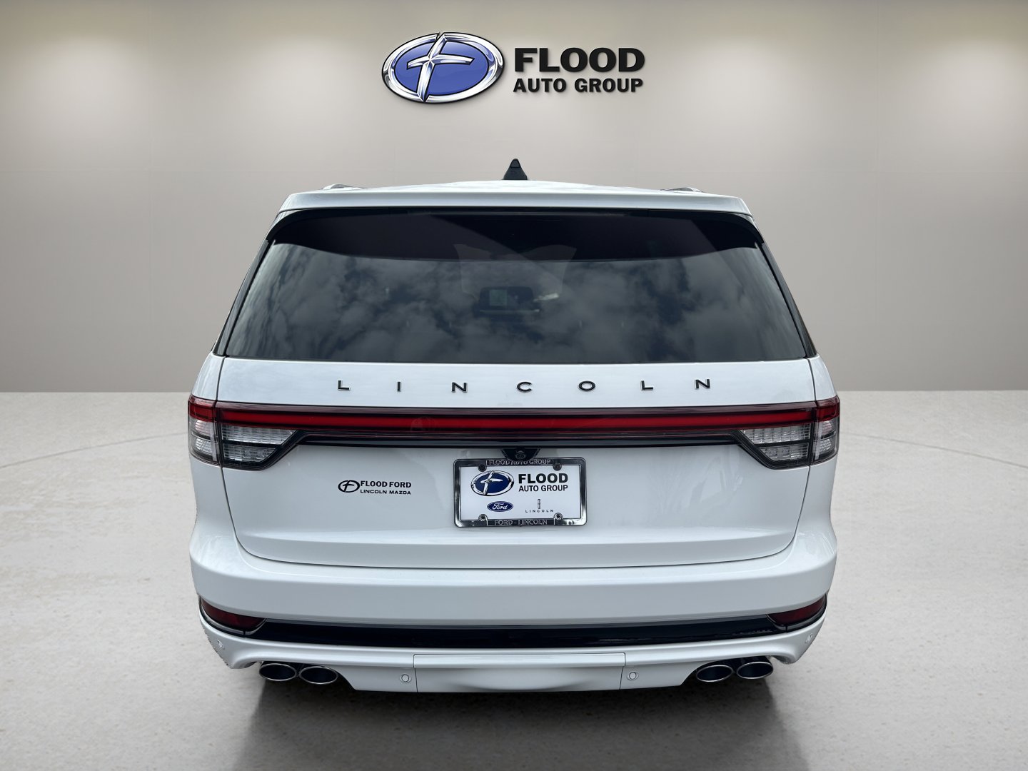 New 2026 Lincoln Aviator Black Label w/ Jet Appearance Package AWD/4WD image 6