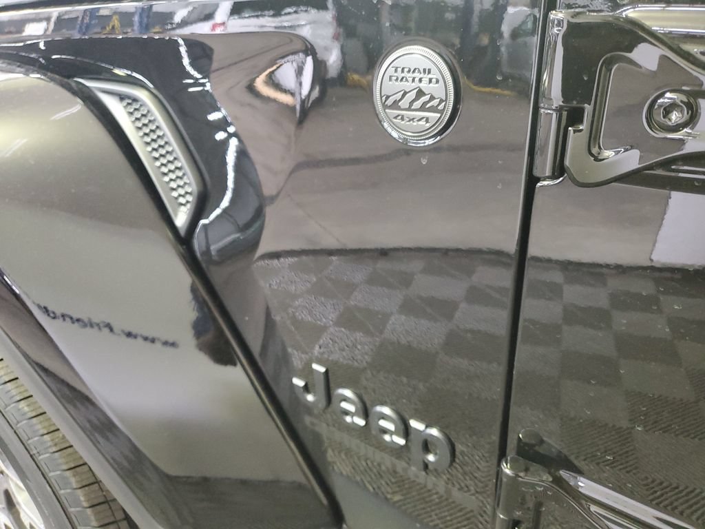 New 2026 Jeep Gladiator Sport AWD/4WD image 24