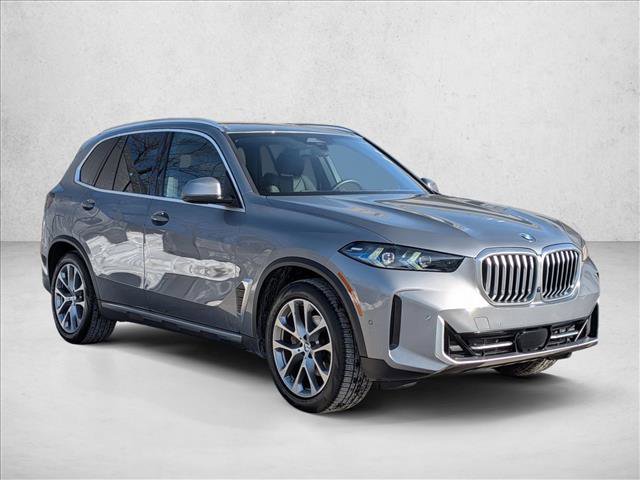 Certified 2024 BMW X5 xDrive40i w/ Premium Package image 3