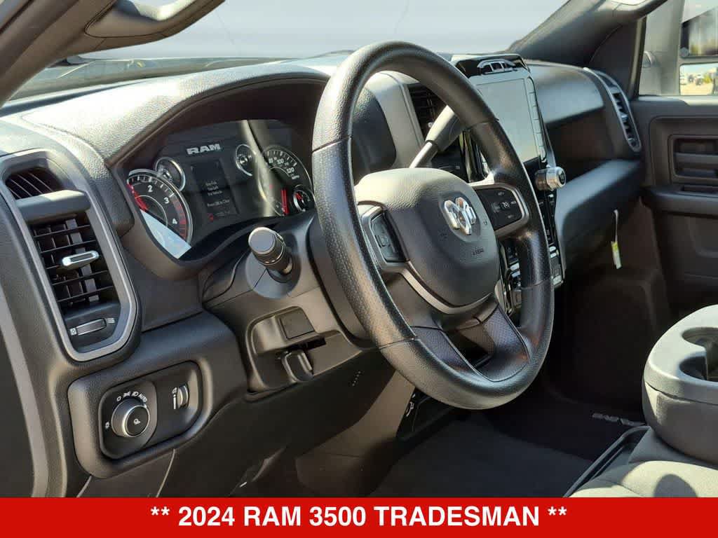 Used 2024 RAM 3500 Tradesman w/ Towing Technology Group AWD/4WD image 2