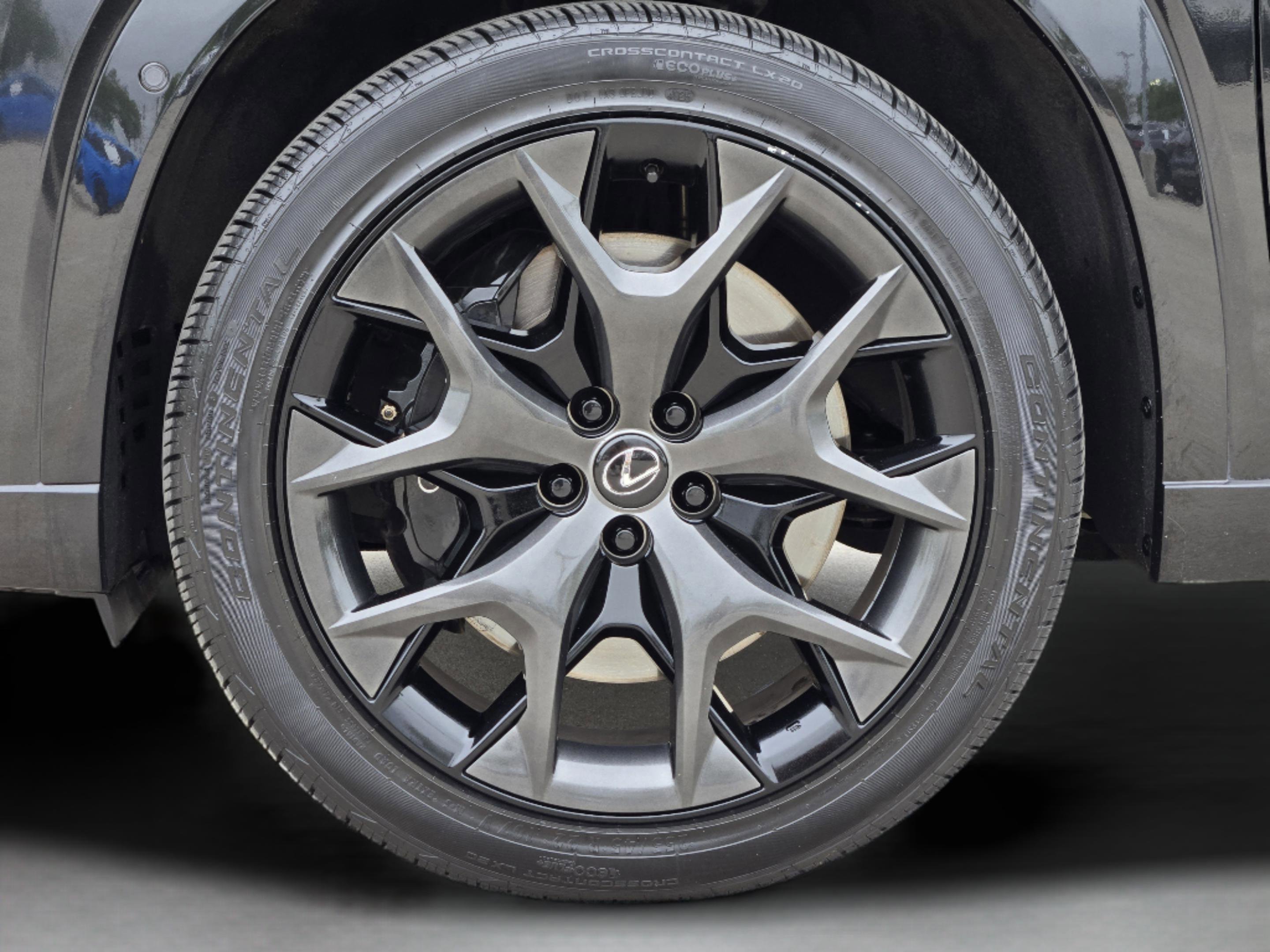 Certified 2024 Lexus TX 500h AWD w/ Technology Package image 38