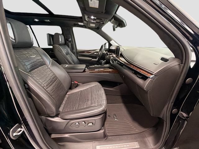 Certified 2021 Cadillac Escalade Premium Luxury Platinum AWD/4WD image 27