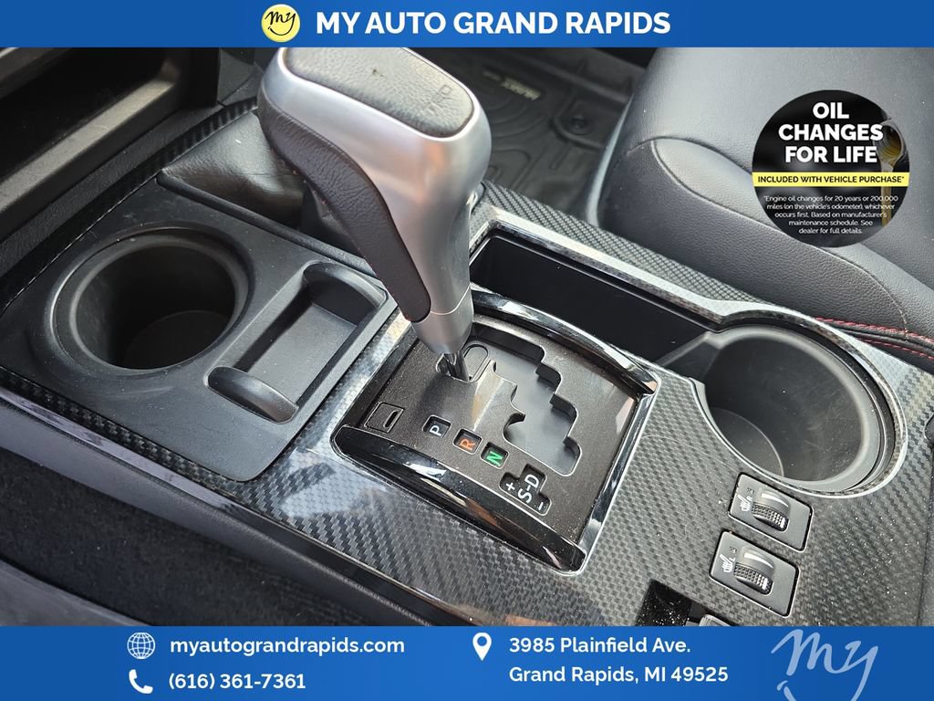 Used 2017 Toyota 4Runner TRD Off-Road Premium AWD/4WD image 25