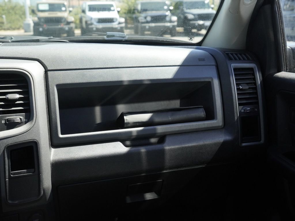 Certified 2018 RAM 1500 Express image 27