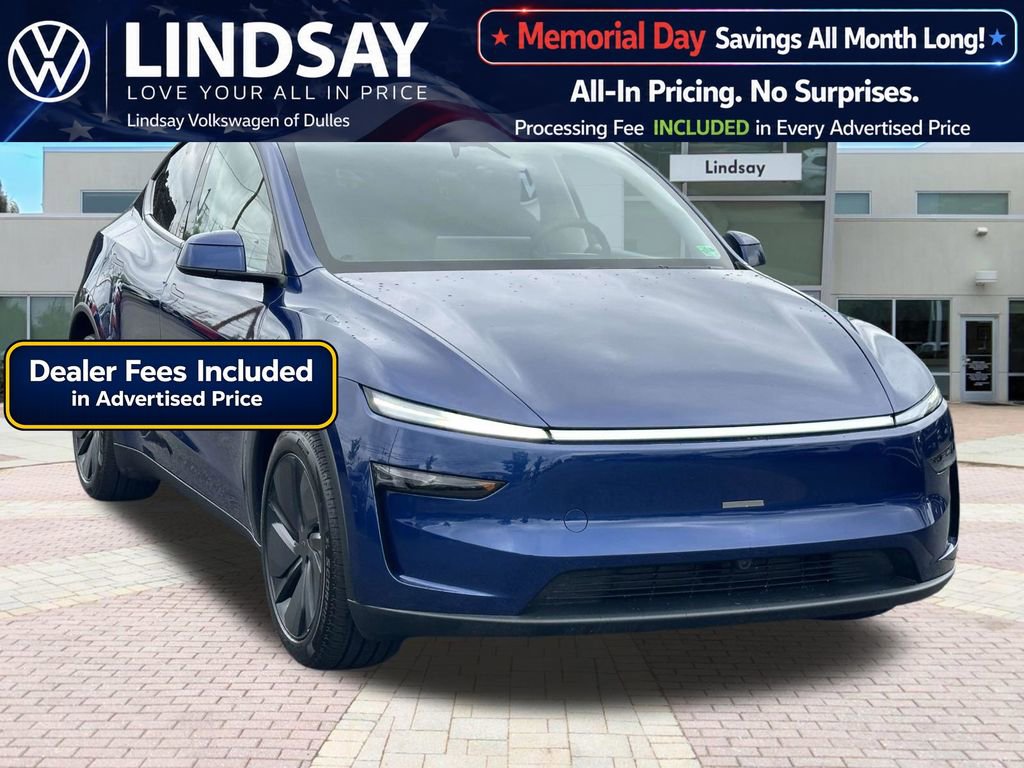 Used 2026 Tesla Model Y AWD image 1