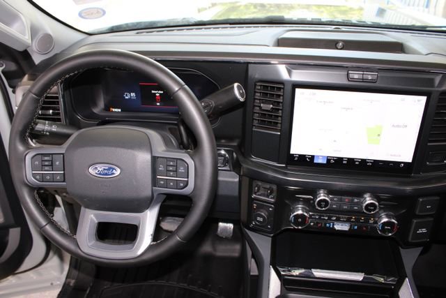 Used 2025 Ford F250 Lariat w/ Black Appearance Package AWD/4WD image 30