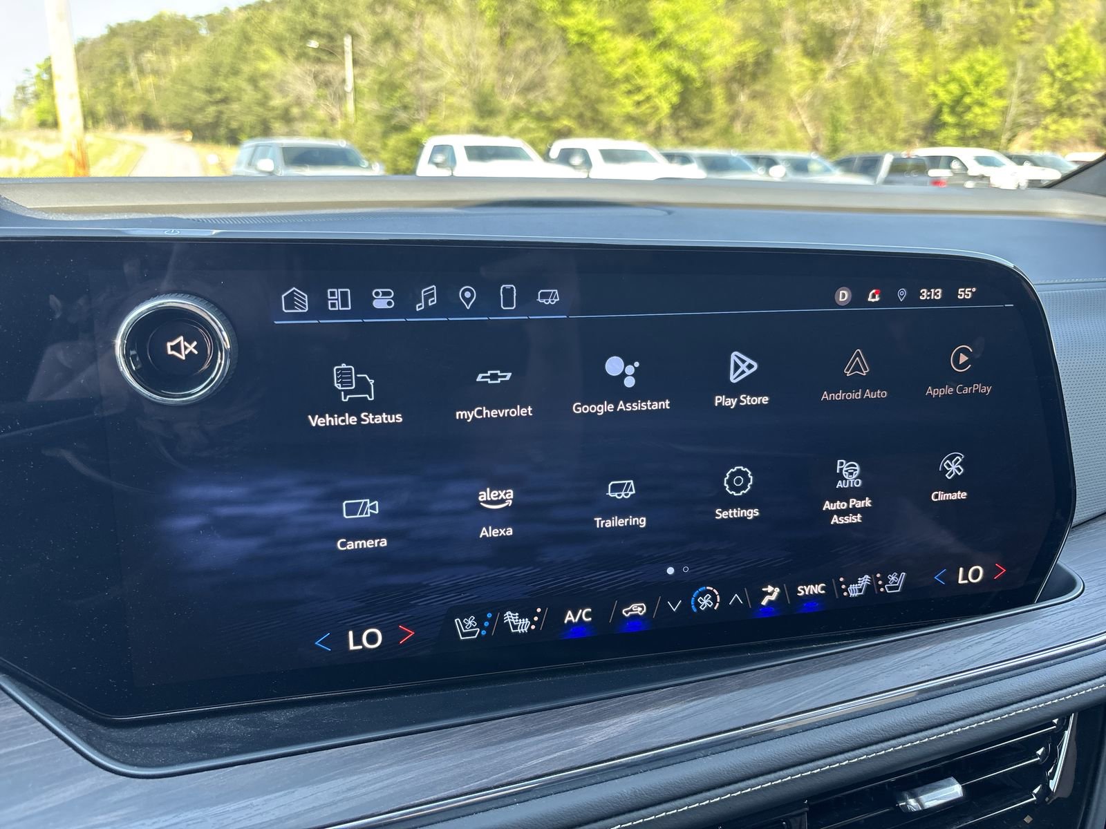 New 2025 Chevrolet Suburban Premier image 19