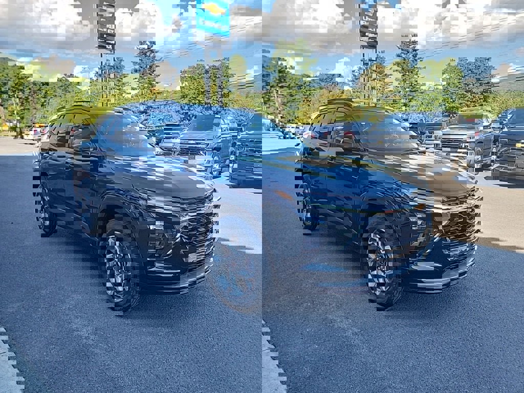 New 2026 Chevrolet Trax LT w/ LT Convenience Package image 3