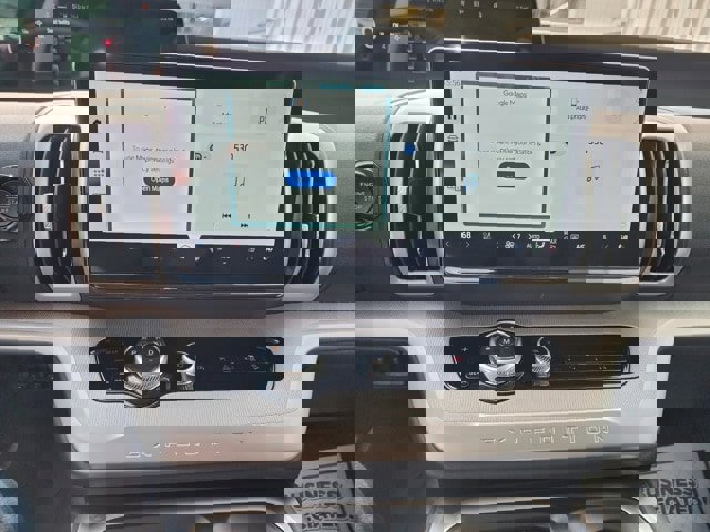 New 2025 Ford Expedition Max Active image 25