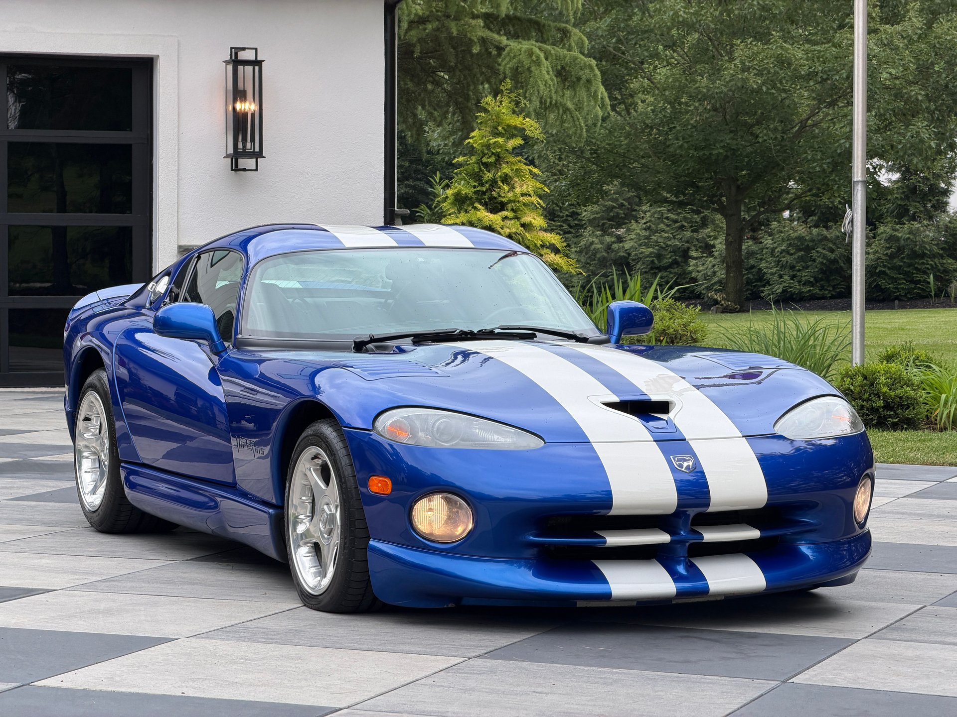 Used 1997 Dodge Viper GTS RWD image 4