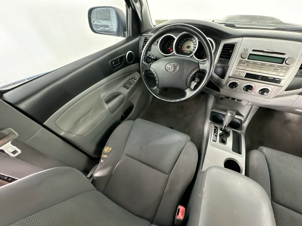 Used 2011 Toyota Tacoma PreRunner w/ TRD Sport Pkg RWD image 9