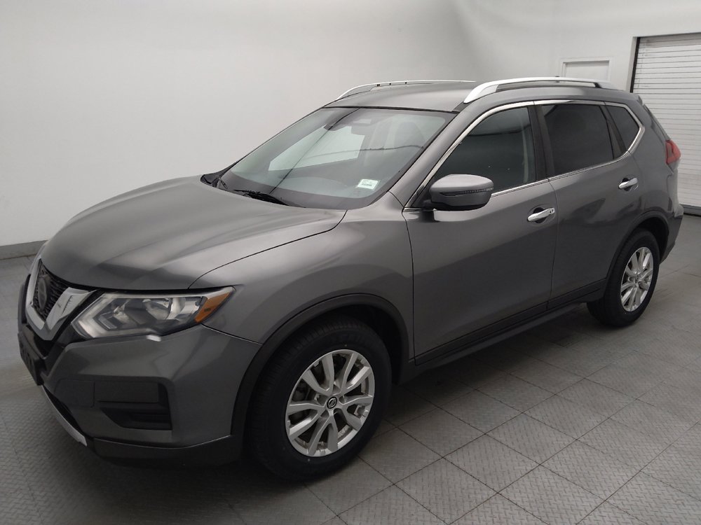 Used 2019 Nissan Rogue SV FWD image 2