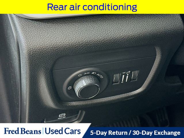 Used 2021 Jeep Grand Cherokee L Laredo w/ Luxury Tech Group I image 13