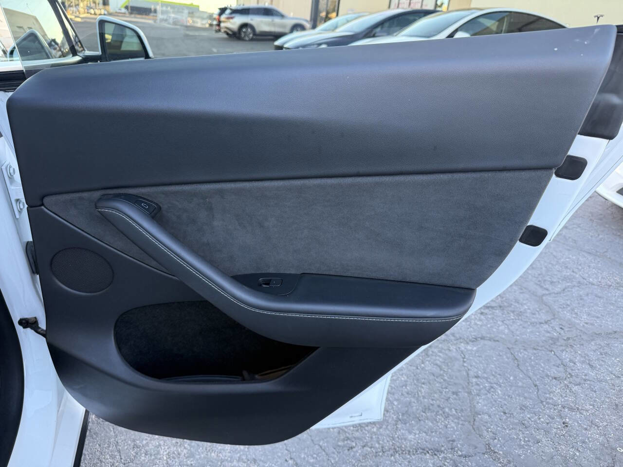 Used 2023 Tesla Model Y Performance image 25