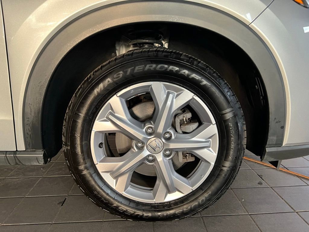 Used 2023 Honda HR-V LX image 11