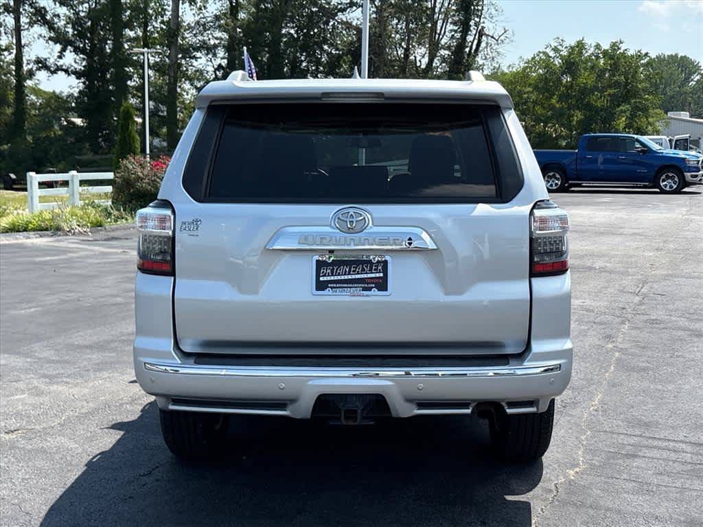 Used 2018 Toyota 4Runner Limited AWD/4WD image 28