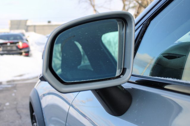 Used 2025 Volvo V60 B5 Cross Country Plus image 8