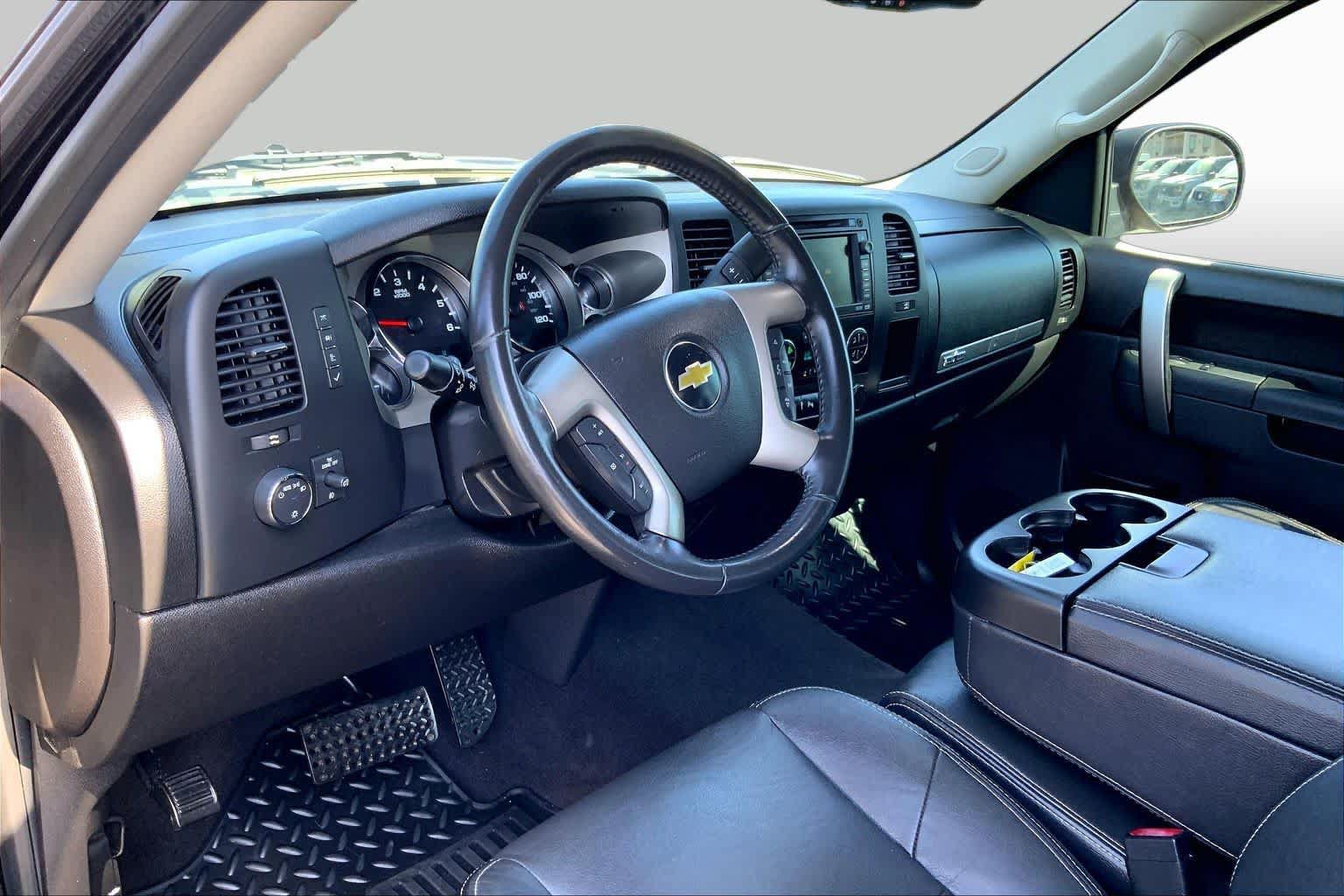 Used 2013 Chevrolet Silverado 1500 LT RWD image 16
