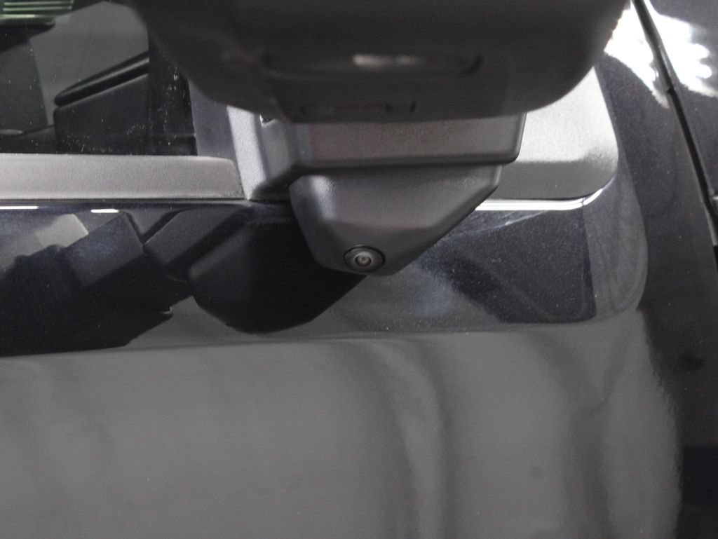 Used 2025 Ford F350 Platinum AWD/4WD image 61