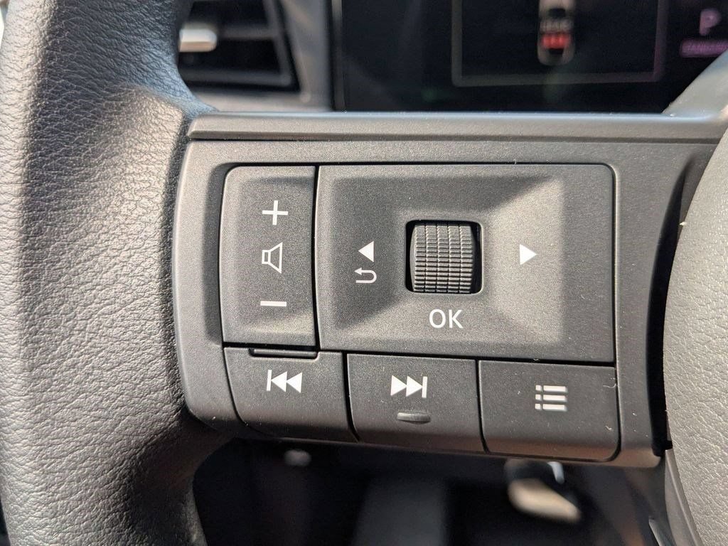 New 2025 Nissan Kicks SV w/ SV Premium Package AWD/4WD image 39