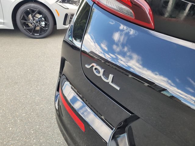 Used 2021 Kia Soul GT-Line FWD image 6