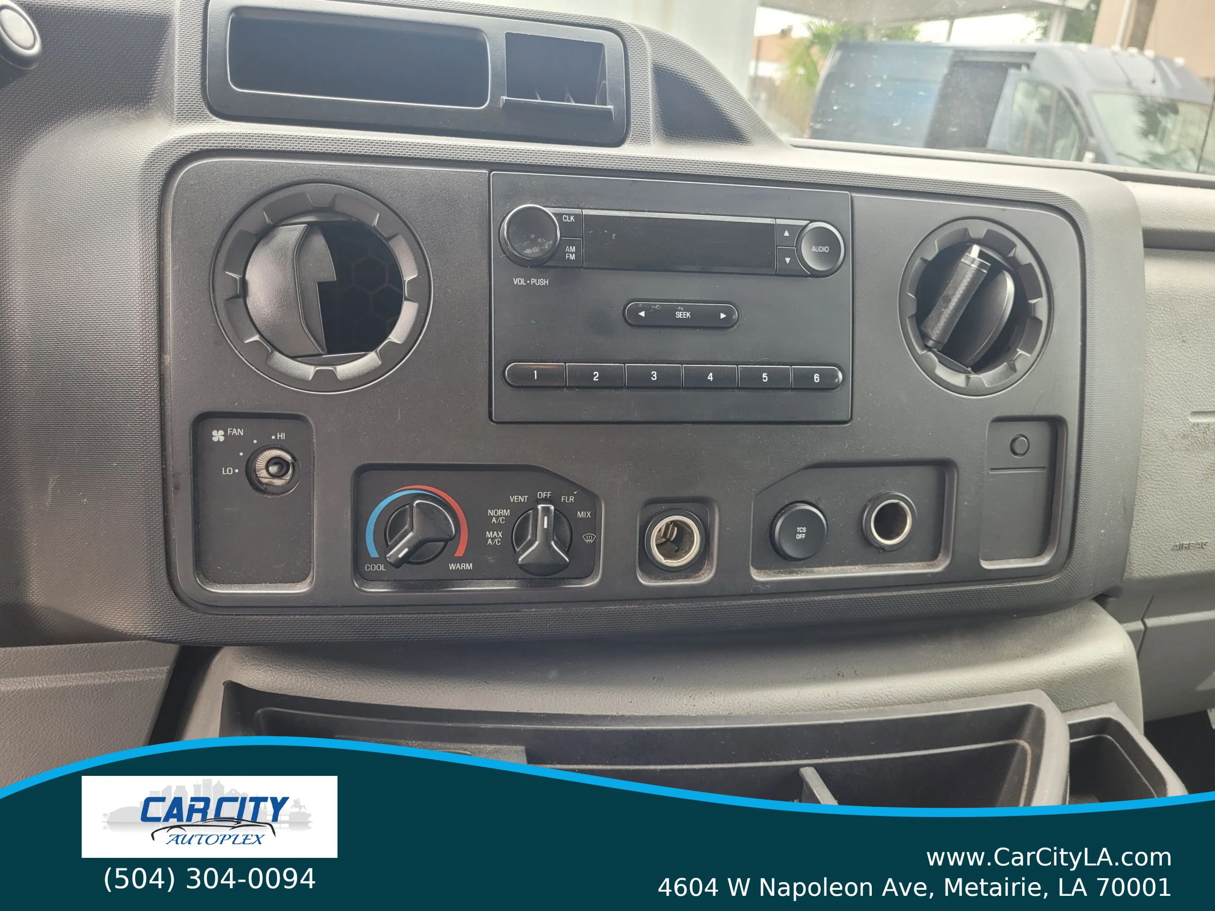 Used 2011 Ford E-250 and Econoline 250 w/ Commercial Cargo Van Pkg RWD image 8
