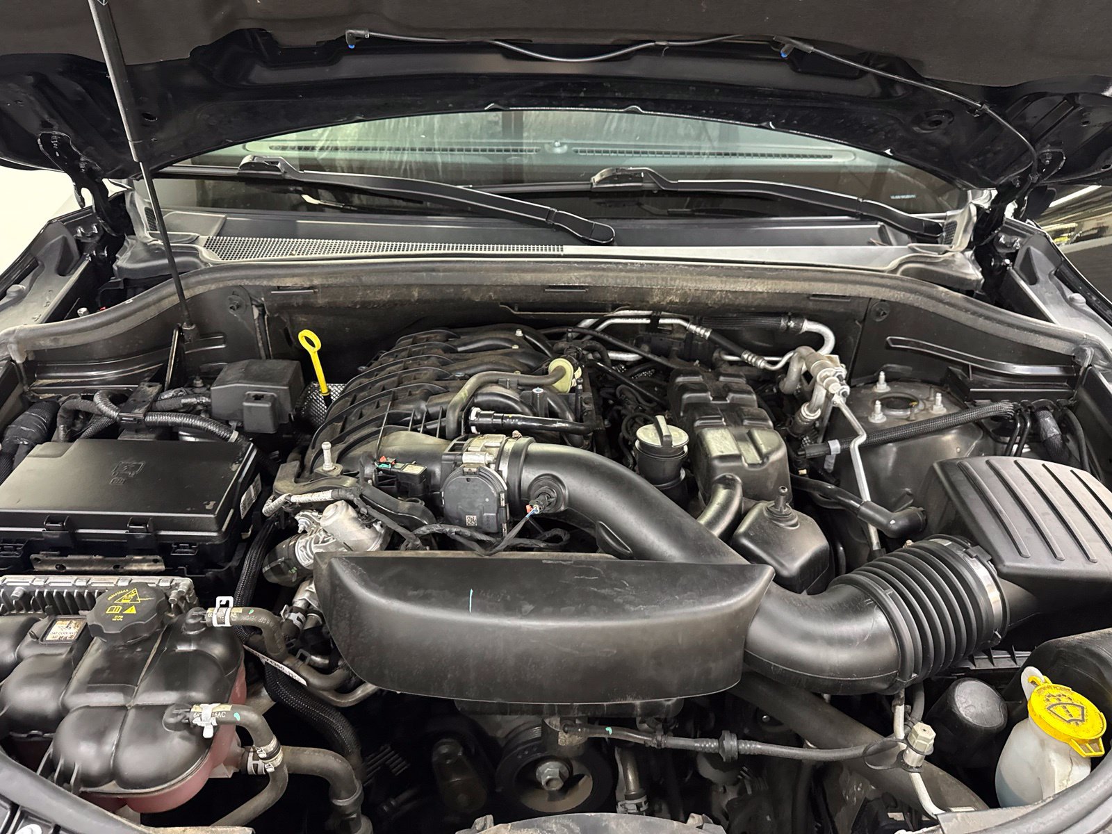 Used 2024 Dodge Durango GT AWD/4WD image 10
