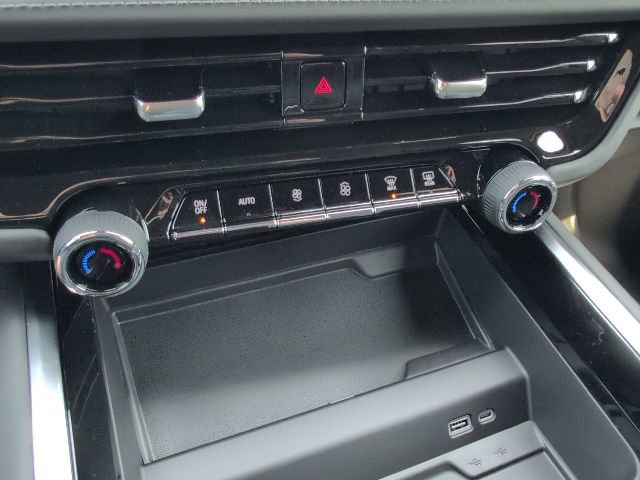 New 2026 Chevrolet Suburban LS RWD image 24