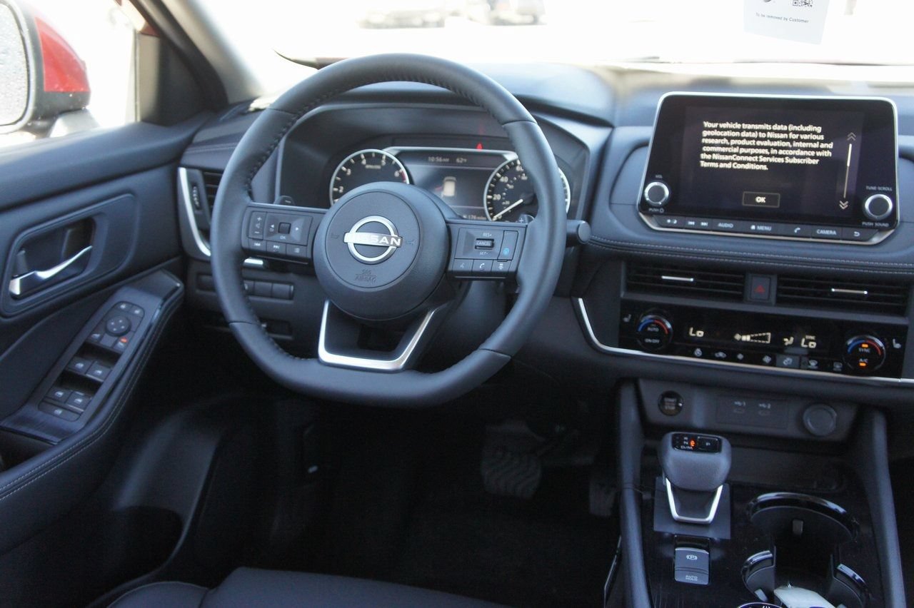 Certified 2024 Nissan Rogue SV w/ SV Premium Package AWD/4WD image 12