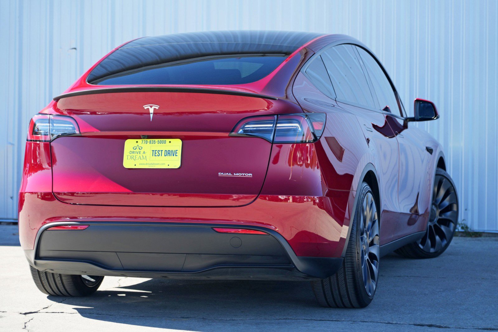 Used 2024 Tesla Model Y Performance image 5