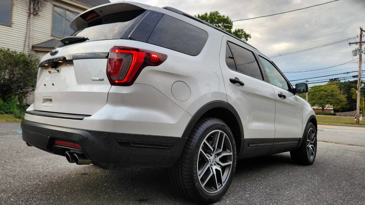 Used 2018 Ford Explorer Sport w/ Equipment Group 401A image 17