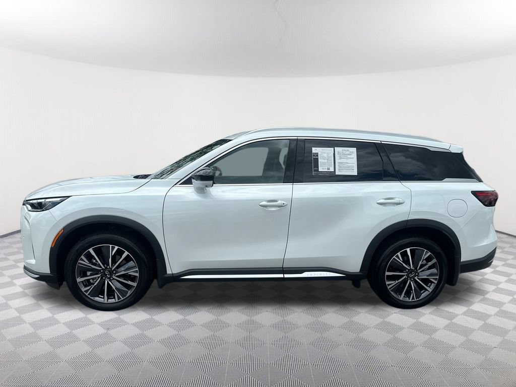 Used 2026 INFINITI QX60 Luxe w/ Cargo Package FWD image 8