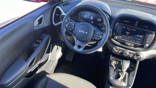 Used 2024 Kia Soul LX w/ Option Group 015 image 25