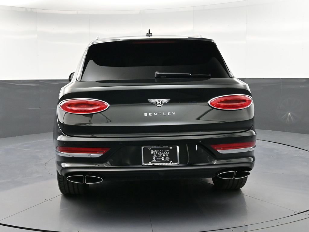 Used 2024 Bentley Bentayga AWD/4WD image 7