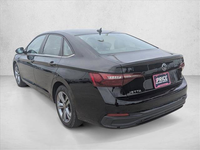 Used 2024 Volkswagen Jetta SE FWD image 7