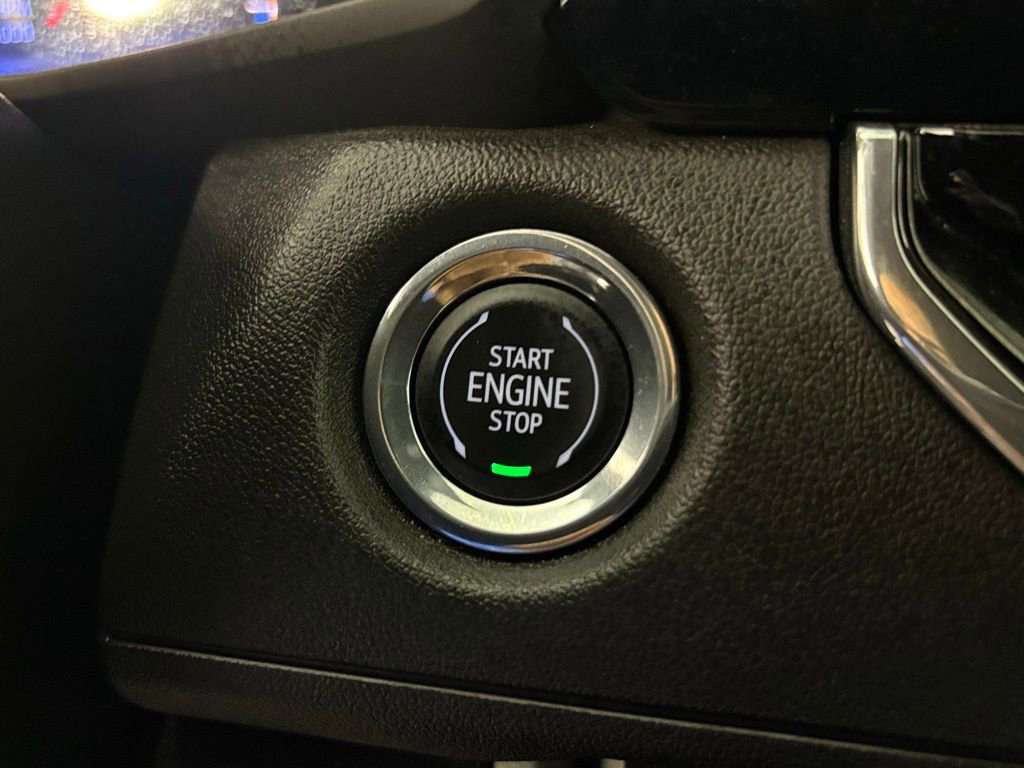 Used 2023 Chevrolet Colorado Trail Boss w/ Technology Package image 27
