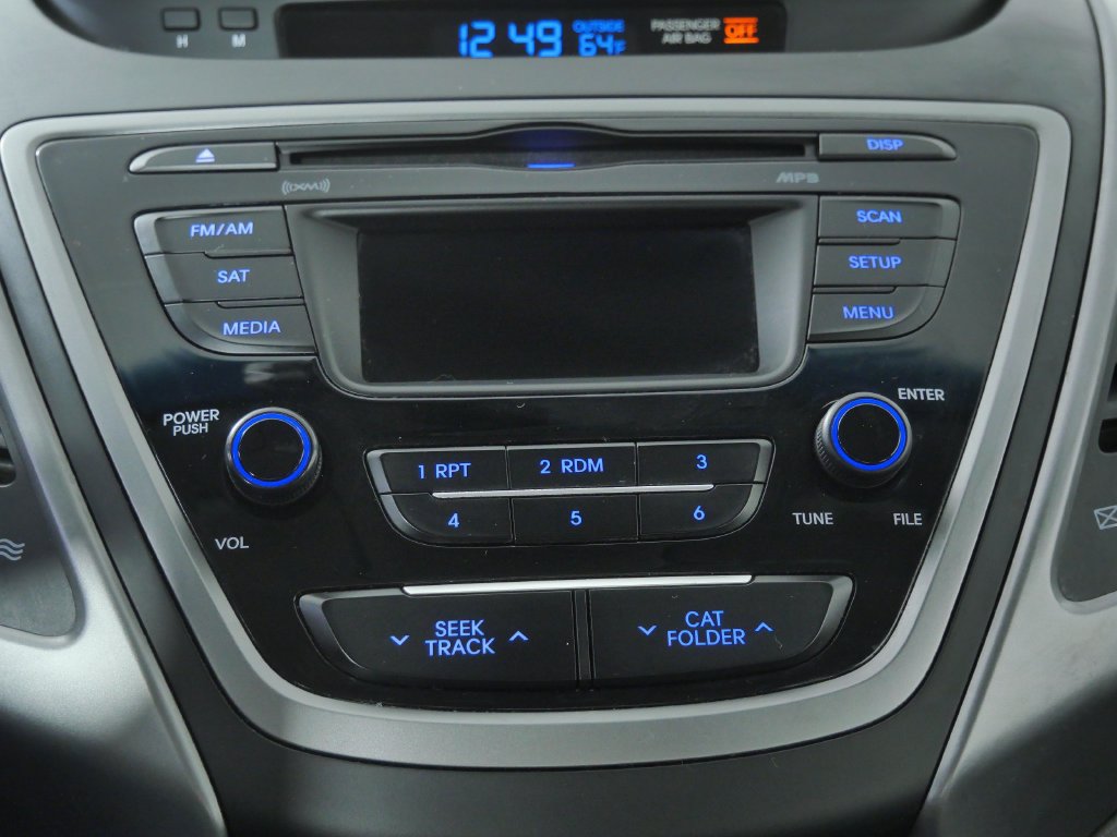 Used 2014 Hyundai Elantra SE FWD image 29