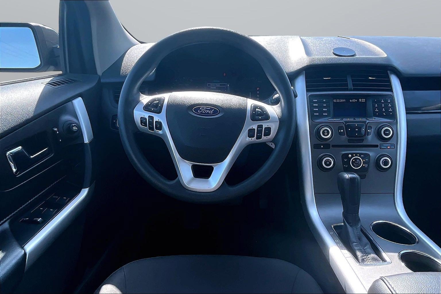 Used 2011 Ford Edge SE FWD image 5