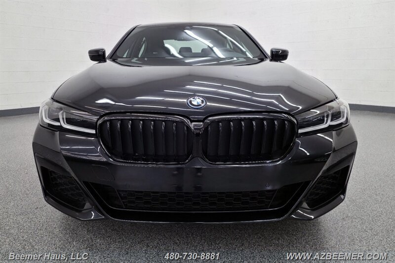 Used 2023 BMW 530e w/ M Sport Package RWD image 7