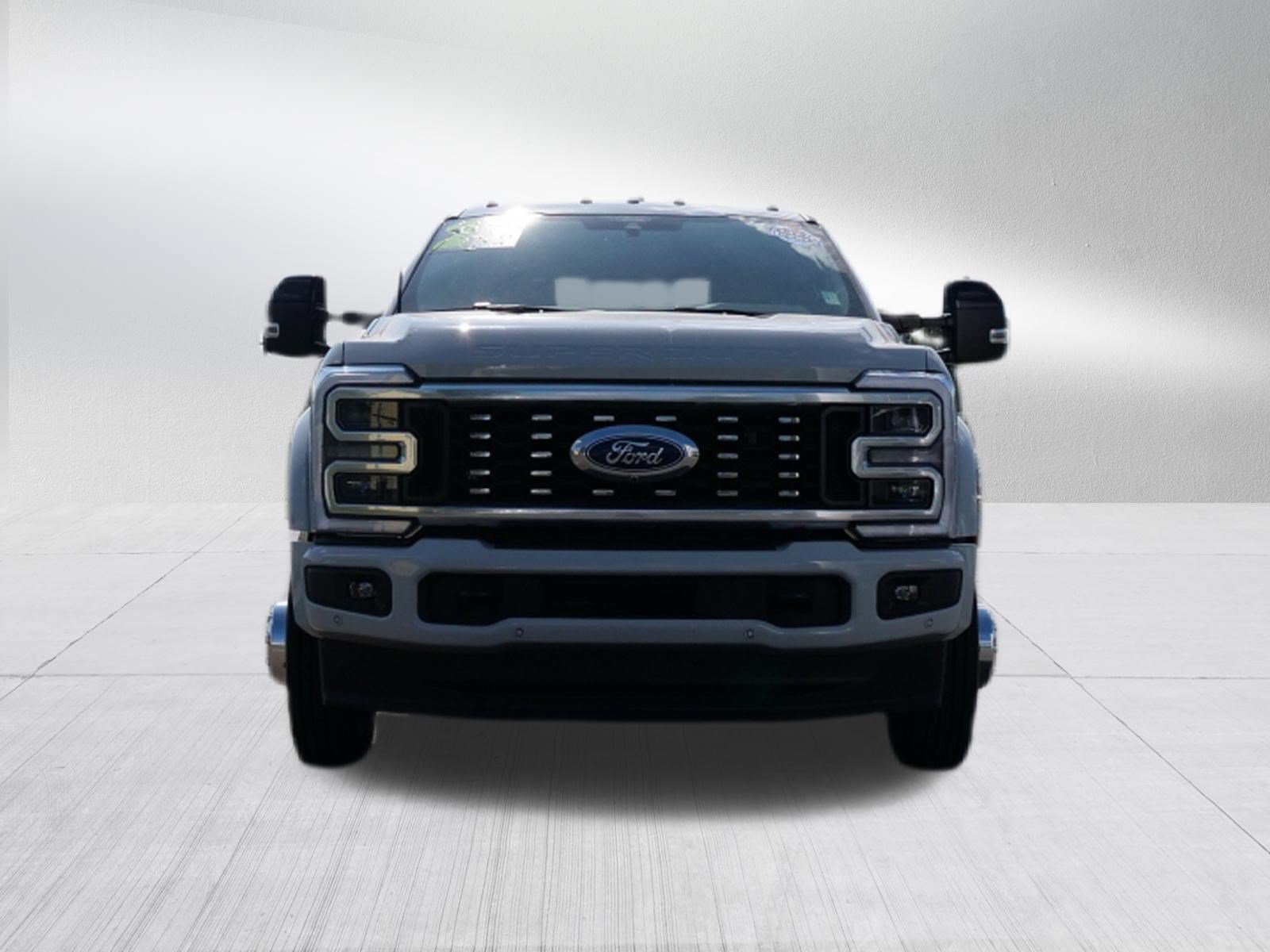 Certified 2026 Ford F450 Platinum w/ FX4 Off-Road Package AWD/4WD image 9