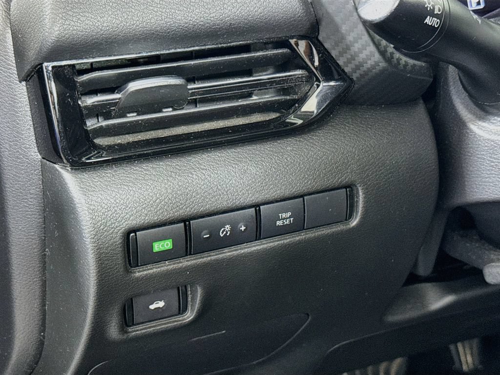 Used 2020 Nissan Sentra SV FWD image 10