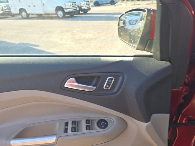 Used 2014 Ford Escape SE w/ Equipment Group 201A image 11