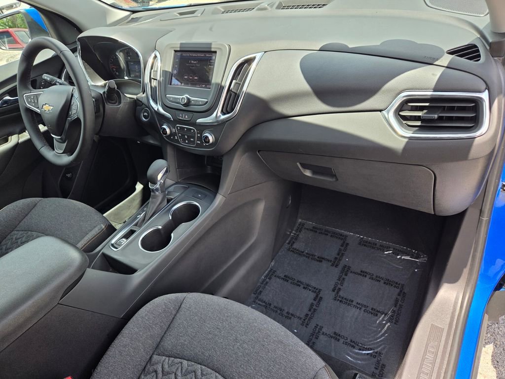 Used 2024 Chevrolet Equinox LT FWD image 18