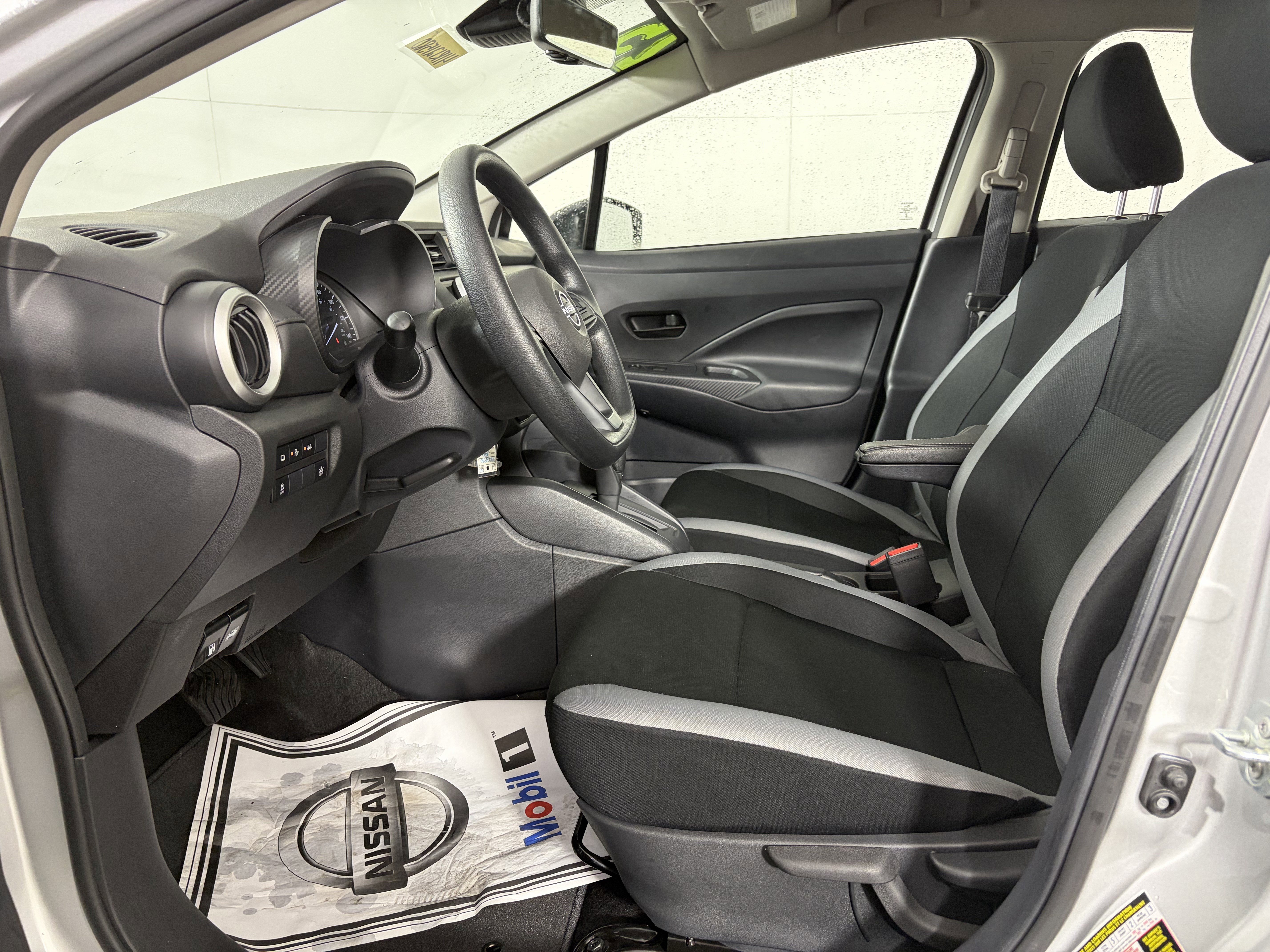 Used 2025 Nissan Versa S w/ Electronics Package image 9