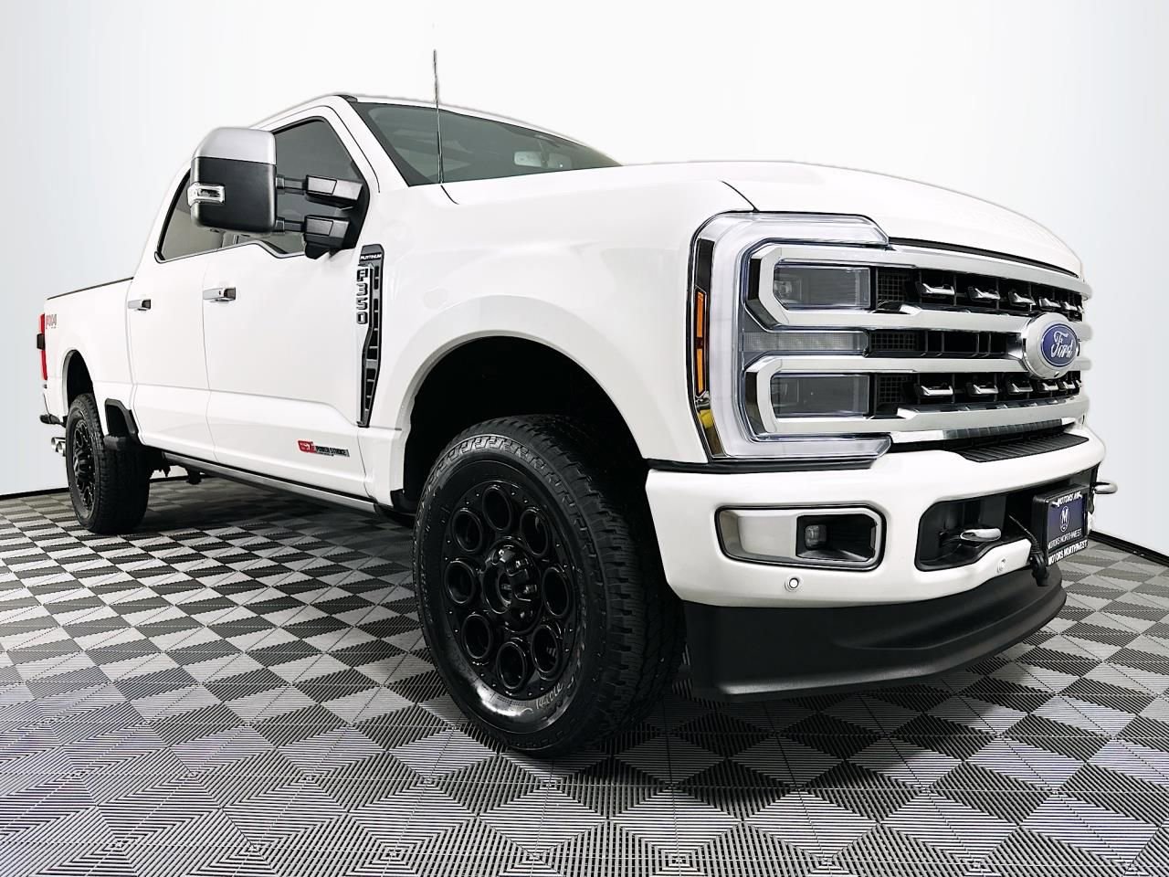 Used 2024 Ford F350 Platinum AWD/4WD image 6