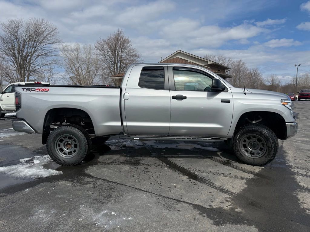 Used 2015 Toyota Tundra SR5 w/ TRD Off Road Package image 4
