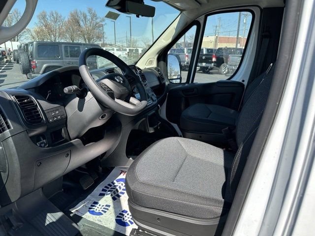 New 2024 RAM ProMaster 2500 w/ Safety Group FWD image 8