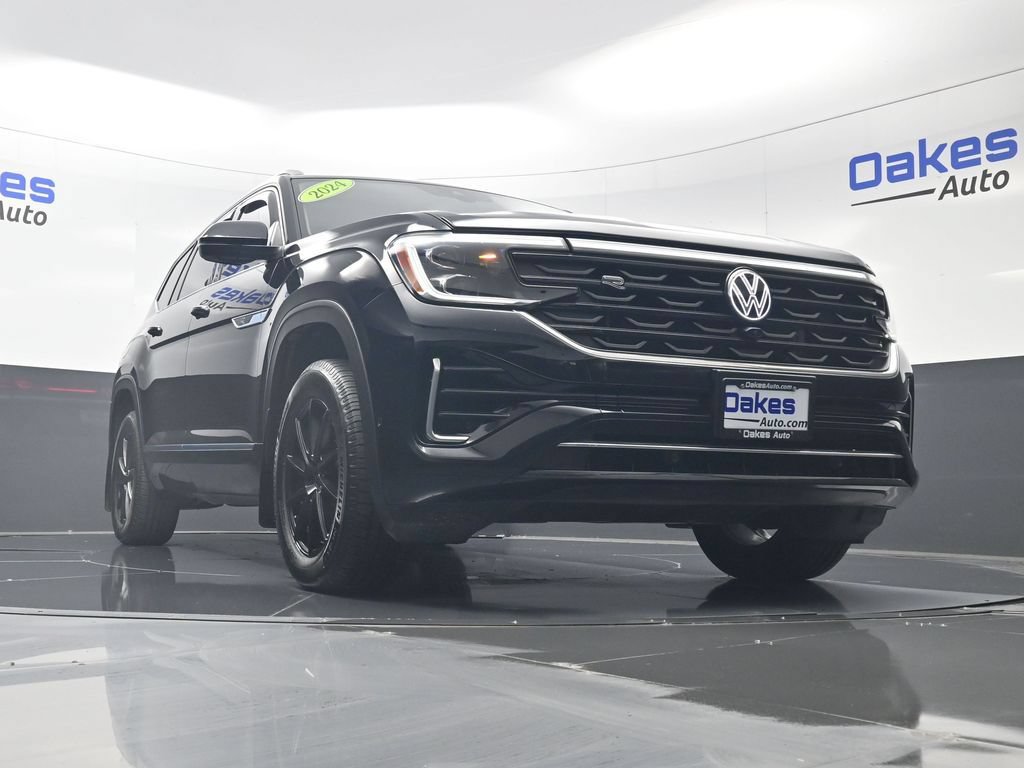 Used 2024 Volkswagen Atlas SEL Premium R-Line AWD/4WD image 42